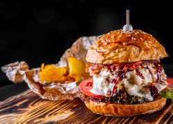 Картинка Бургер “Жена петуха”  500/100