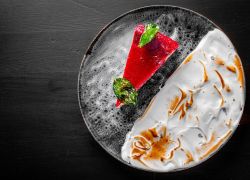 Картинка Сливочный чизкейк с малиной